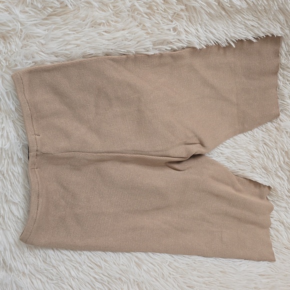 NWT Saint giovanni short Leggings - Picture 7 of 8